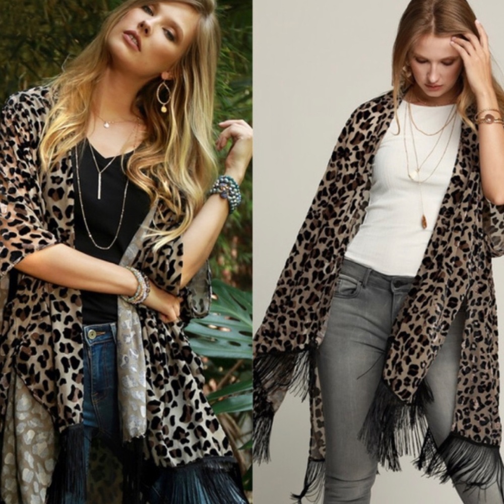 044 Luxe Leopard Print Open Front Tassel Hem kimono - Picture 1 of 3